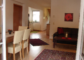 Wohnbereich im Apartment B